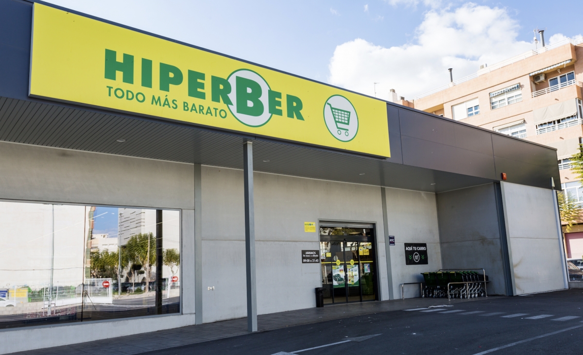 Hiperber pesca en el río revuelto de Economy Cash: adquiere dos de sus súper en Ontinyent y Benaguasil (Valencia)