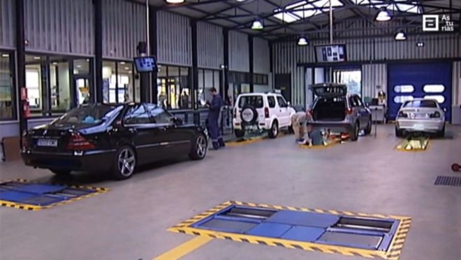 Las ITV asturianas revisaron 600.000 vehículos en 2025, pero 50.000 conductores huyeron a otras comunidades por los retrasos