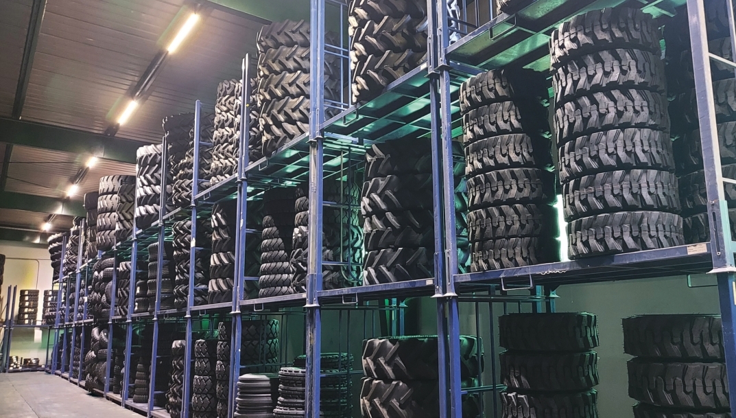 Top Recambios se estrena en FIMA con su gama de neumáticos agrícolas y agroindustriales de MRL Tyres