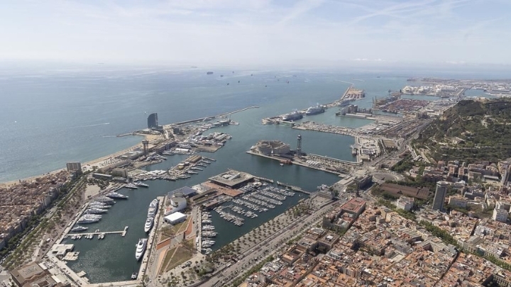 El Puerto de Barcelona prevé restablecer las mercancías ferroviarias la próxima semana