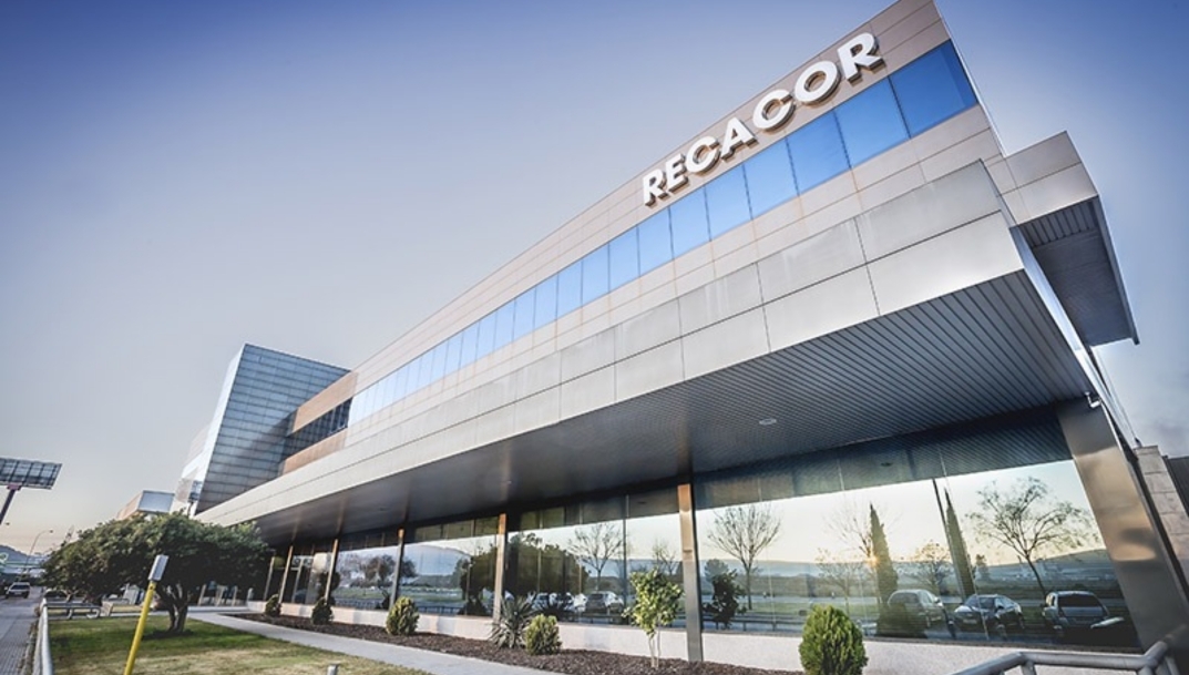 Recacor se incorpora a la AER