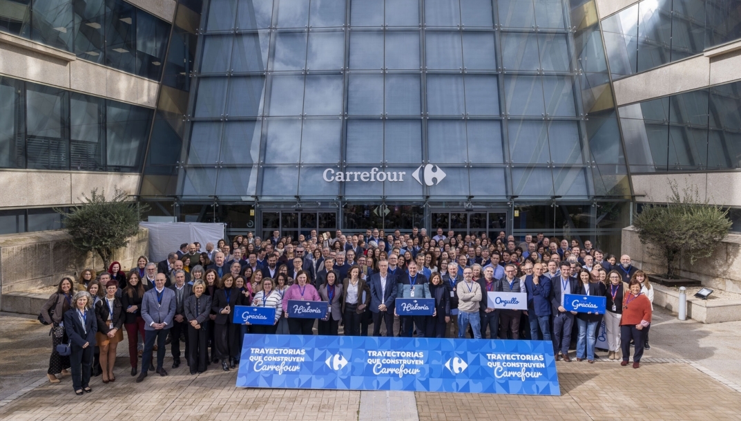 Carrefour reconoce la trayectoria de 1.285 empleados con 30, 35 y 40 años en la compañía
