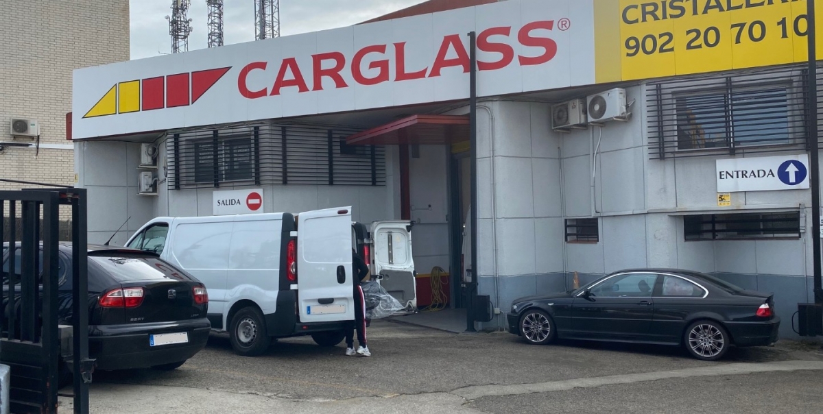 Carglass sufre de madrugada el asalto de cuatro talleres de la periferia de Madrid en apenas dos horas y media