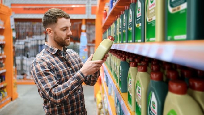 Solo dos de cada diez propietarios (19%) delega en el taller el cambio del aceite de su vehículo