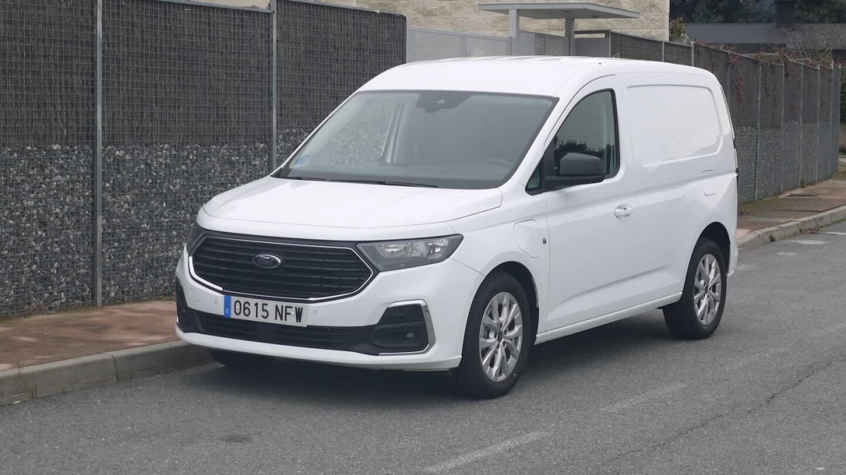 Ford Transit Connect Van L1 1.5 PHEV: Resolviendo dilemas