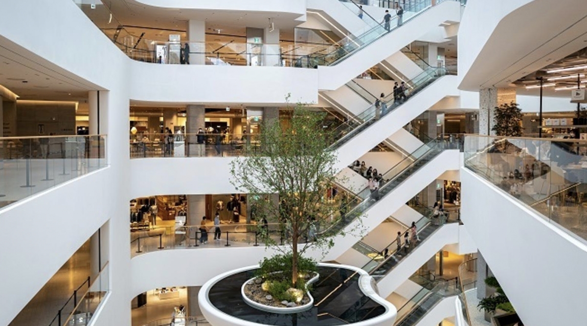 Los centros y parques comerciales cierran 2025 con un aumento del 6% de las ventas y el 2,4% más de afluencia