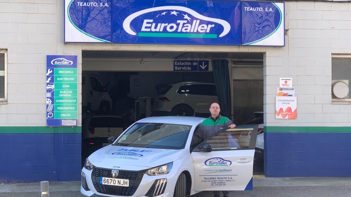 EuroTaller Teauto se lleva el coche de sustitución rotulado de la tradicional campaña promocional de la red y SKF 