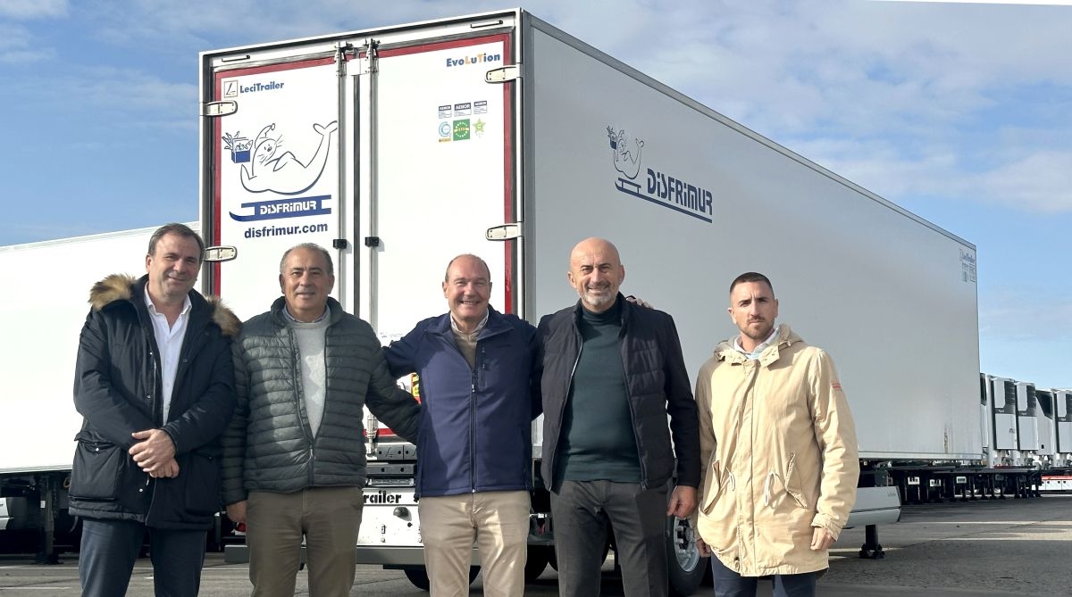 Disfrimur renueva su flota con los semirremolques Evolution de Lecitrailer