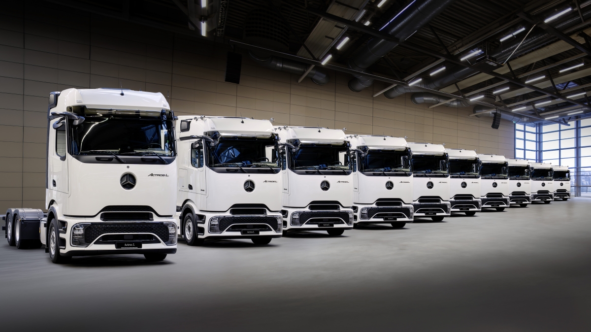 Mercedes-Benz Trucks y Girteka acuerdan la entrega de 500 unidades del modelo Actros L ProCabin 