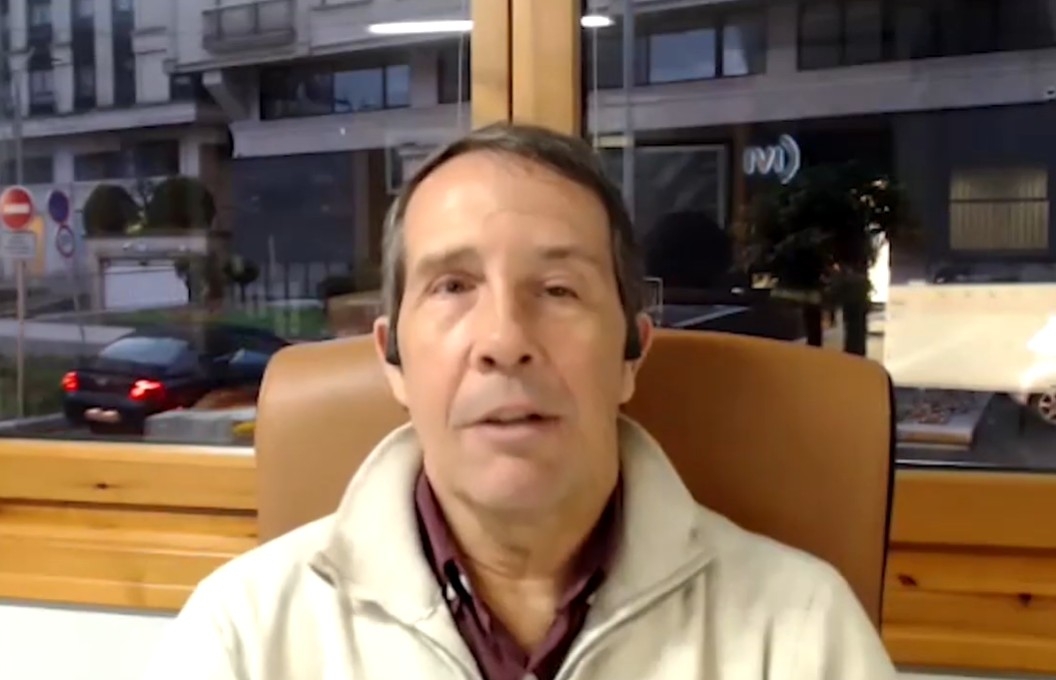 Mano de obra 40% inferior, descuento lineal y coche de sustitución incluido: 