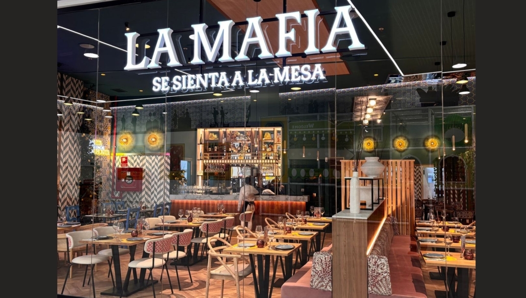 La Mafia se sienta a la mesa se defiende: 