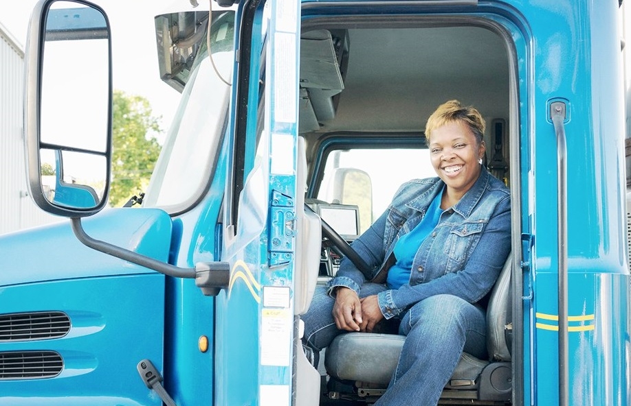 Apenas un 2% de camioneras: Astic pide políticas públicas de apoyo