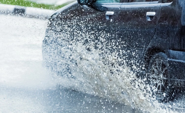 Las aseguradoras pagaron 77 millones de euros para cubrir 43.265 siniestros de automóviles por temporales durante 2025