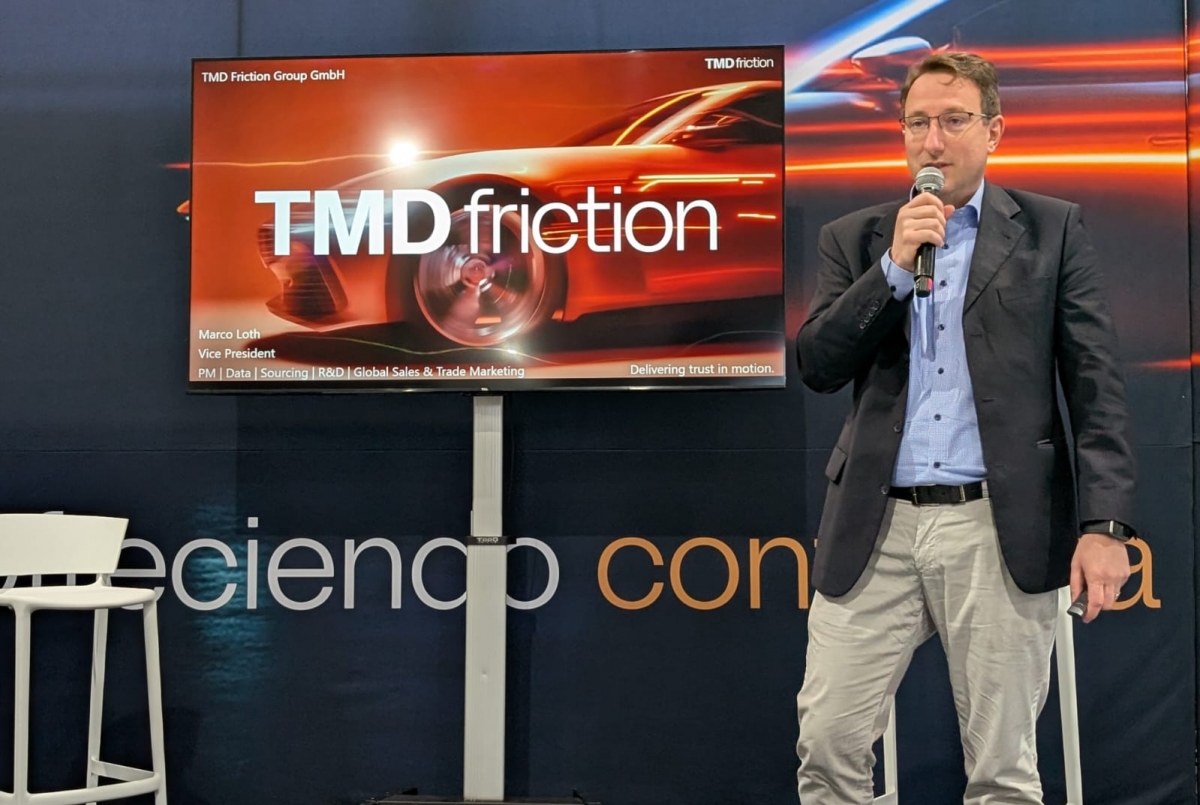 Marco Loth, vicepresidente Aftermarket de TMD Friction, durante su intervención.