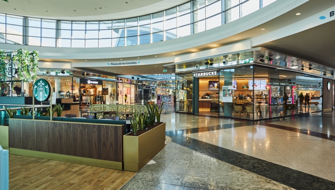 Starbucks amplía su red en Asturias con la apertura de su tercer local