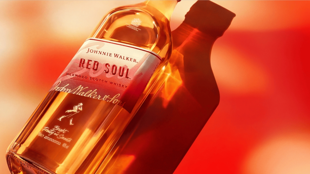 Diageo lanza Johnnie Walker Red Soul, un whisky más dulce y versátil