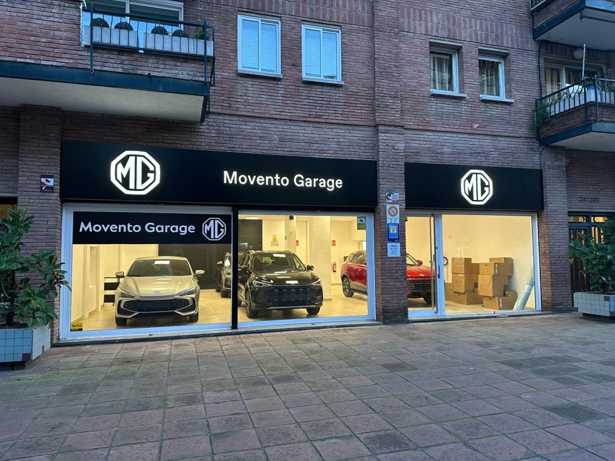 Moventio también estrena concesionario de MG en Barcelona.