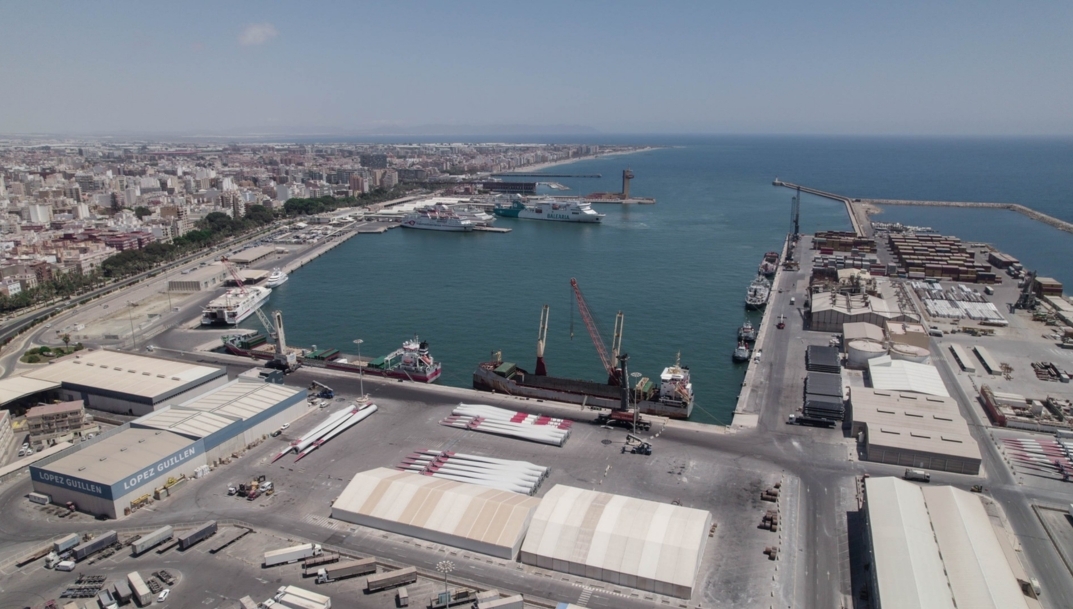 El Gobierno destinará 25,3 millones para ampliar el muelle de Pechina en el puerto de Almería