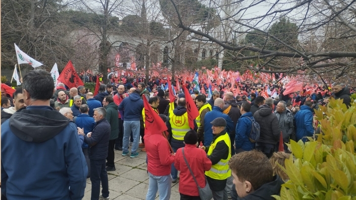 PP y PSOE rechazan en el Congreso el adelanto de la jubilación de los conductores profesionales que pedía ERC