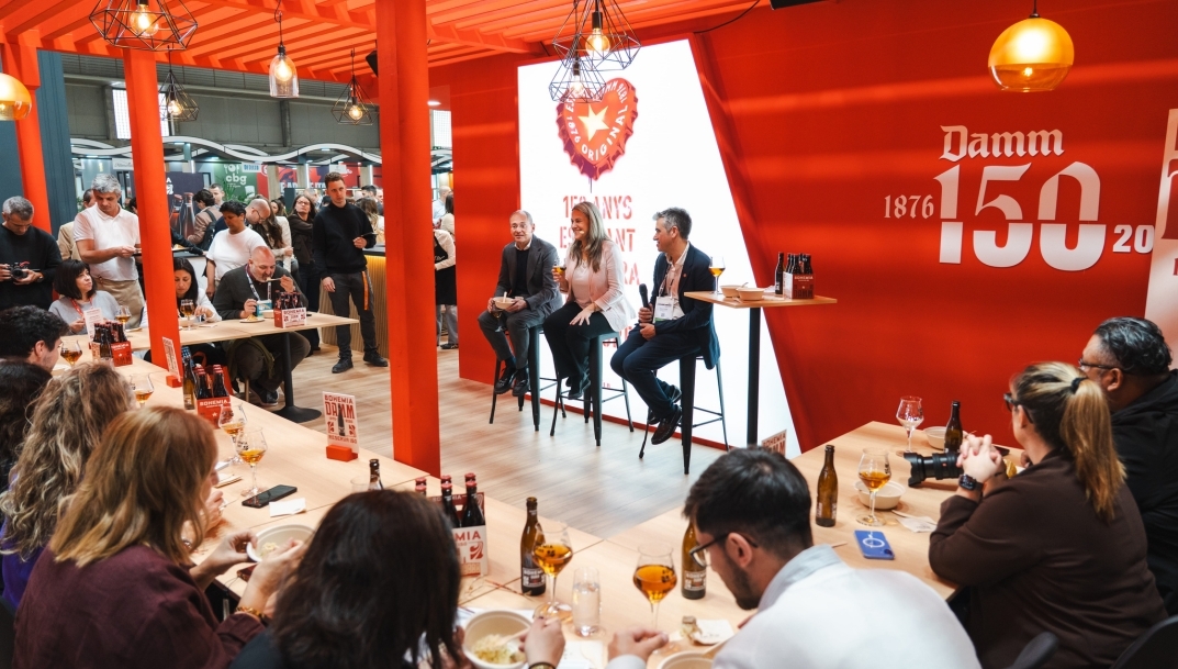 Damm celebra sus 150 años de historia con un stand conmemorativo en Alimentaria 2026
