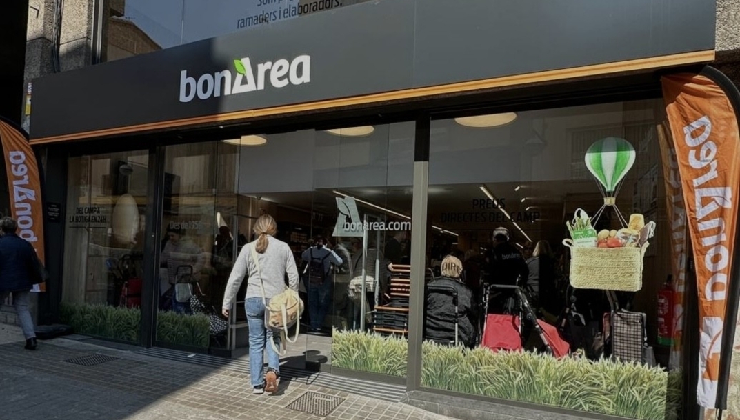 BonÀrea amplía y reubica su primera tienda de Badalona (Barcelona)