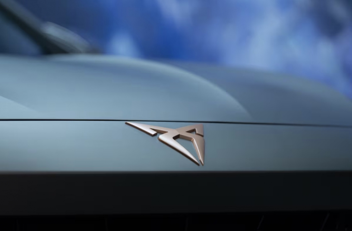 Volkswagen y Cupra revisan 94.000 eléctricos por problemas y riesgo de incendio en las baterías