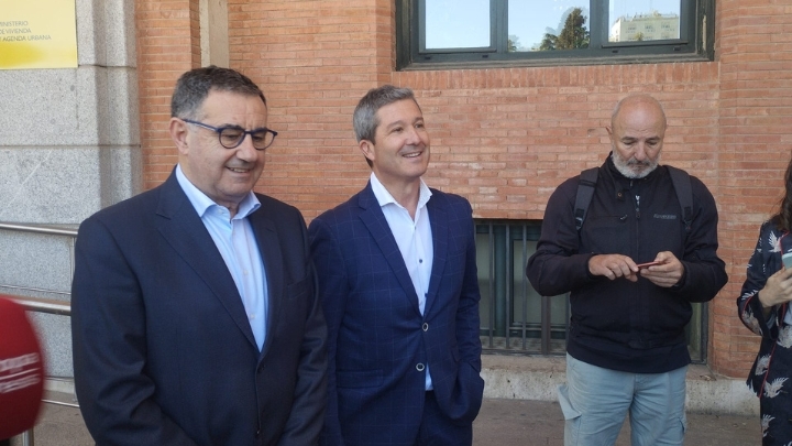 Los transportistas descartan movilizaciones tras una reunión en la que han planteado 14 medidas al Ministerio