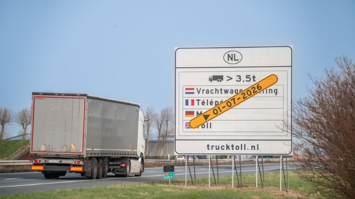 Los Países Bajos introducen un nuevo sistema de peajes para camiones el 1 de julio de 2026