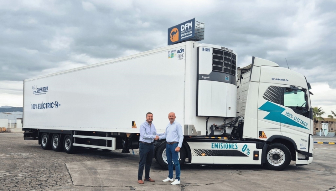 Tres empresas incorporan el sistema de refrigeración Thermo King con autocarga para flotas de remolques