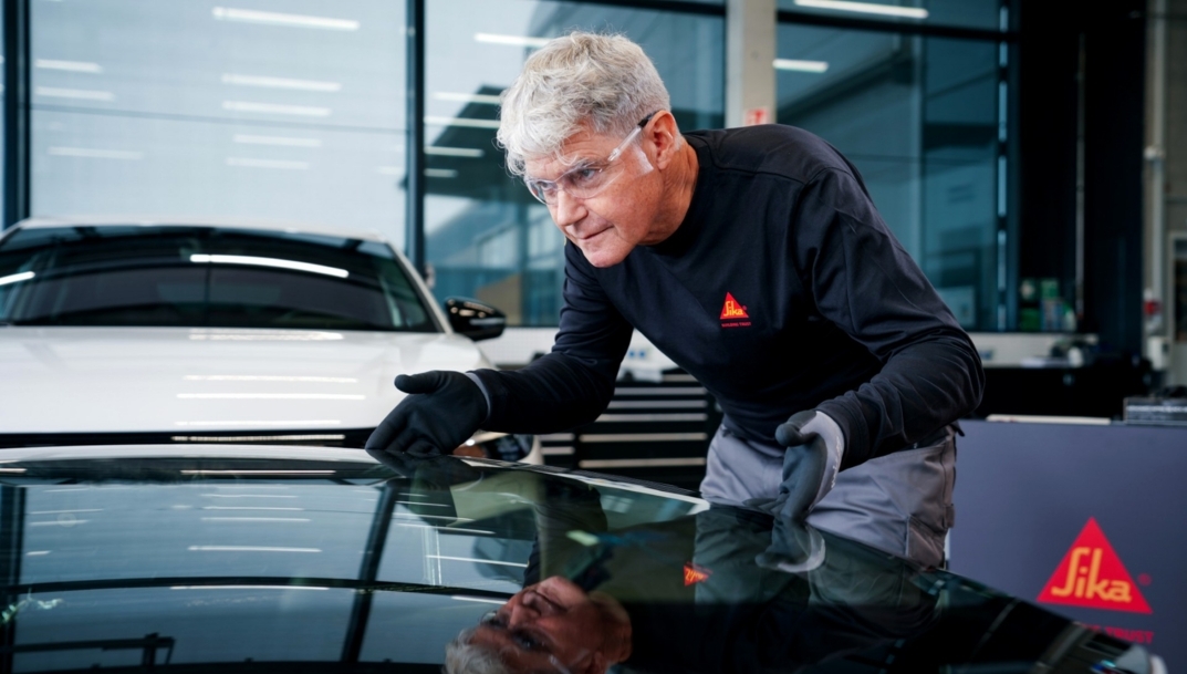 Sika presenta su nueva academia online de sustitución de lunas para el servicio posventa