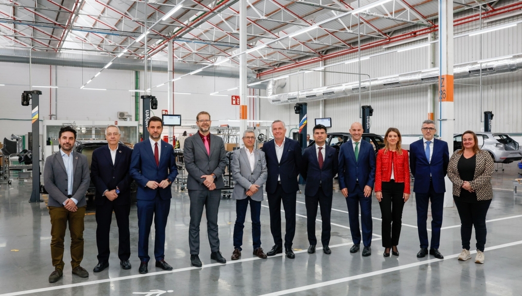 Seat y Cupra inauguran su Circular Economy Hub, donde recuperar componentes para reutilizar en reparaciones en talleres