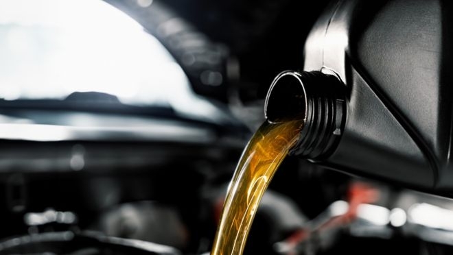 Los 36.163 talleres y centros de automoción recogieron una media de 1.861 kilogramos de aceite usado en 2025