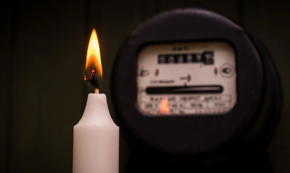 Un corte eléctrico le cuesta 2.000 euros de pérdidas a un taller de chapa y pintura de Lleida