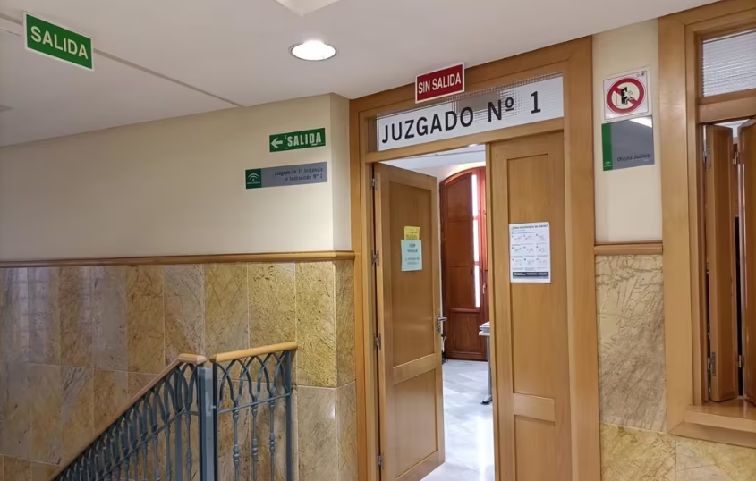 Prisión sin fianza tras intentar matar al gerente de un taller de chapa y pintura en Adra (Almería)