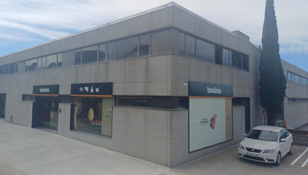 BonÀrea abre su primera tienda en Vacarisses (Barcelona)