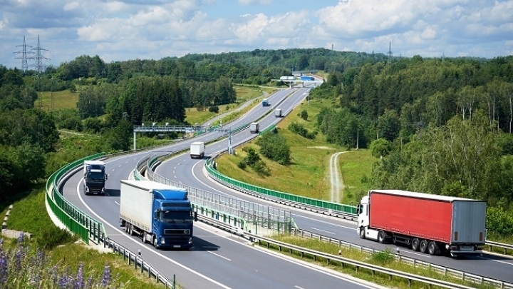 Fenadismer se opone al cruce de fronteras con 44 toneladas, como propone la Comisión Europea