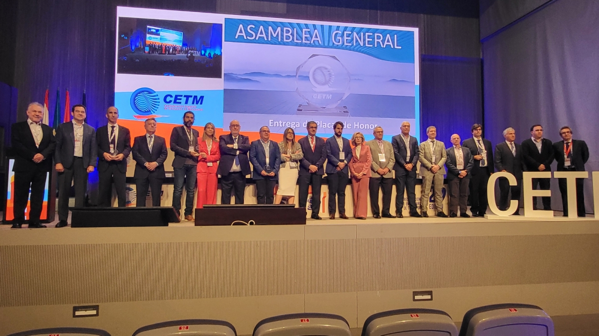 Uno de los momentos más emotivos del día fue la entrega de las Placas de Honor de la CETM.