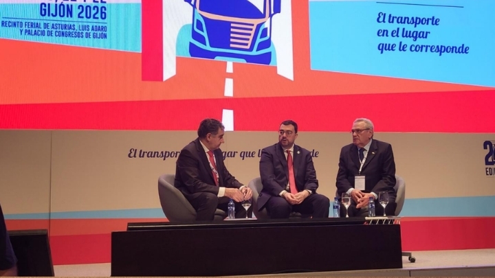 A la izquierda, Carmelo González, presidente del CETM.