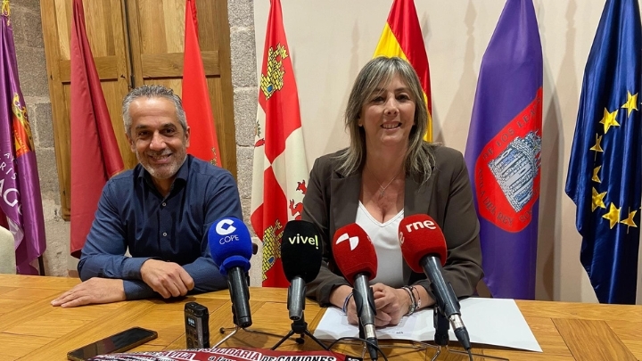 Casi un centenar de camiones desfilan en Ávila por las personas con lesión medular