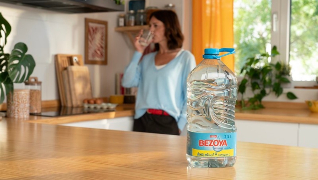 Bezoya lanza Pi (π), su nueva botella con formato de 3,14 litros