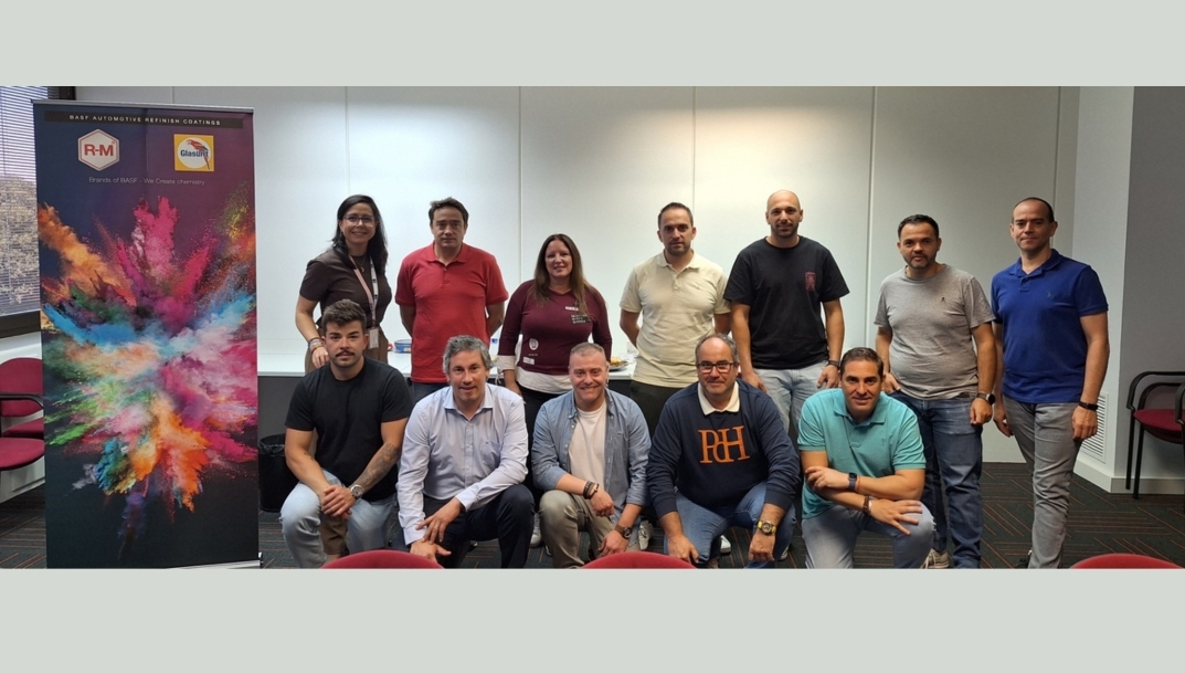 BASF forma en peritación a 40 profesionales de talleres clientes de Glasurit y R-M