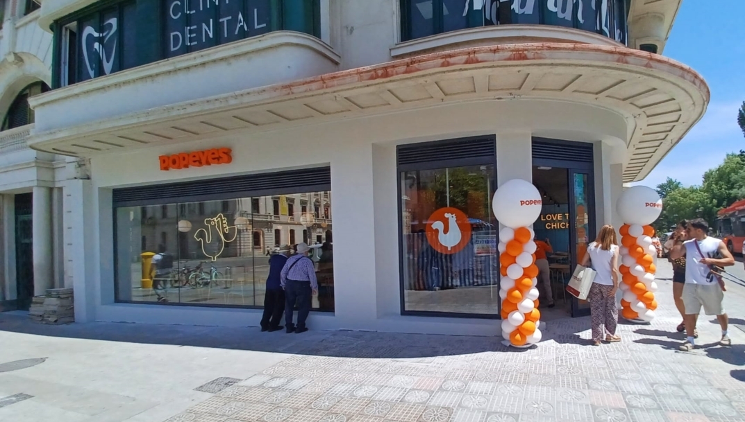 Popeyes abre su primer restaurante en el centro de Burgos