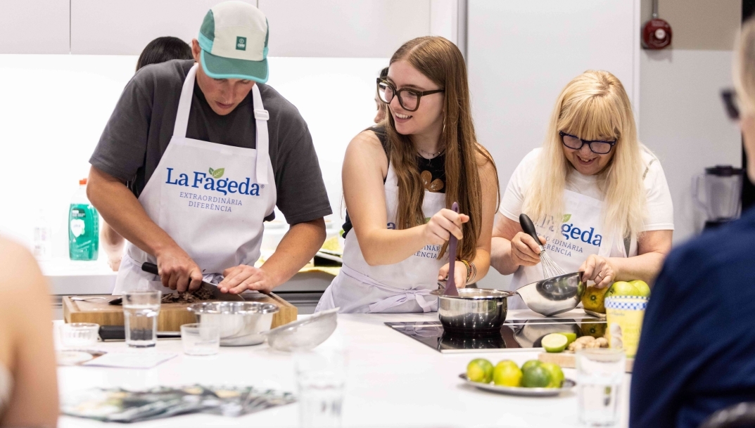 El chef Cintet en el taller culinario donde se han presentado los nuevos helados de La Fageda.