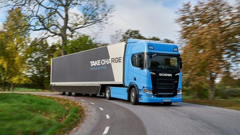 Scania impulsa la electrificación del transporte pesado con nuevas soluciones de baterías y carga rápida