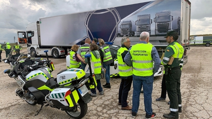 Transportes refuerza el control sobre las falsas cooperativas: en 2025 propuso más de 1.200 sanciones