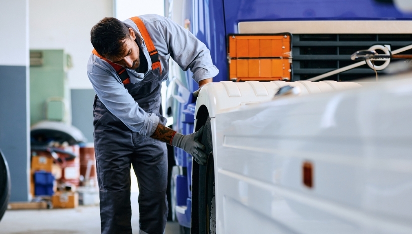Las ventas de neumáticos de los talleres españoles de vehículo industrial crecen un 3,2% en el último año