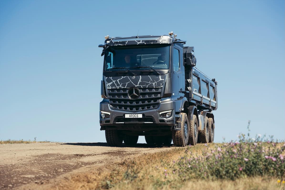 El eArocs 400 es la propuesta de Mercedes-Benz Trucks para electrificar la construcción. - 
