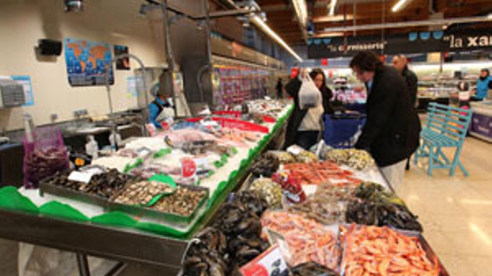 Gambones, cochinillo, jamón... los productos más buscados en Navidad