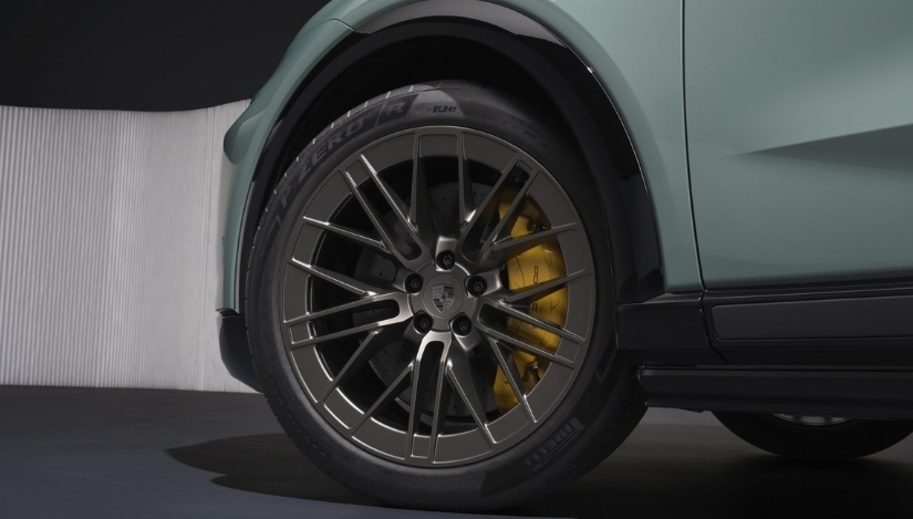 Pirelli crea seis versiones de neumáticos para el primer Porsche Cayenne eléctrico
