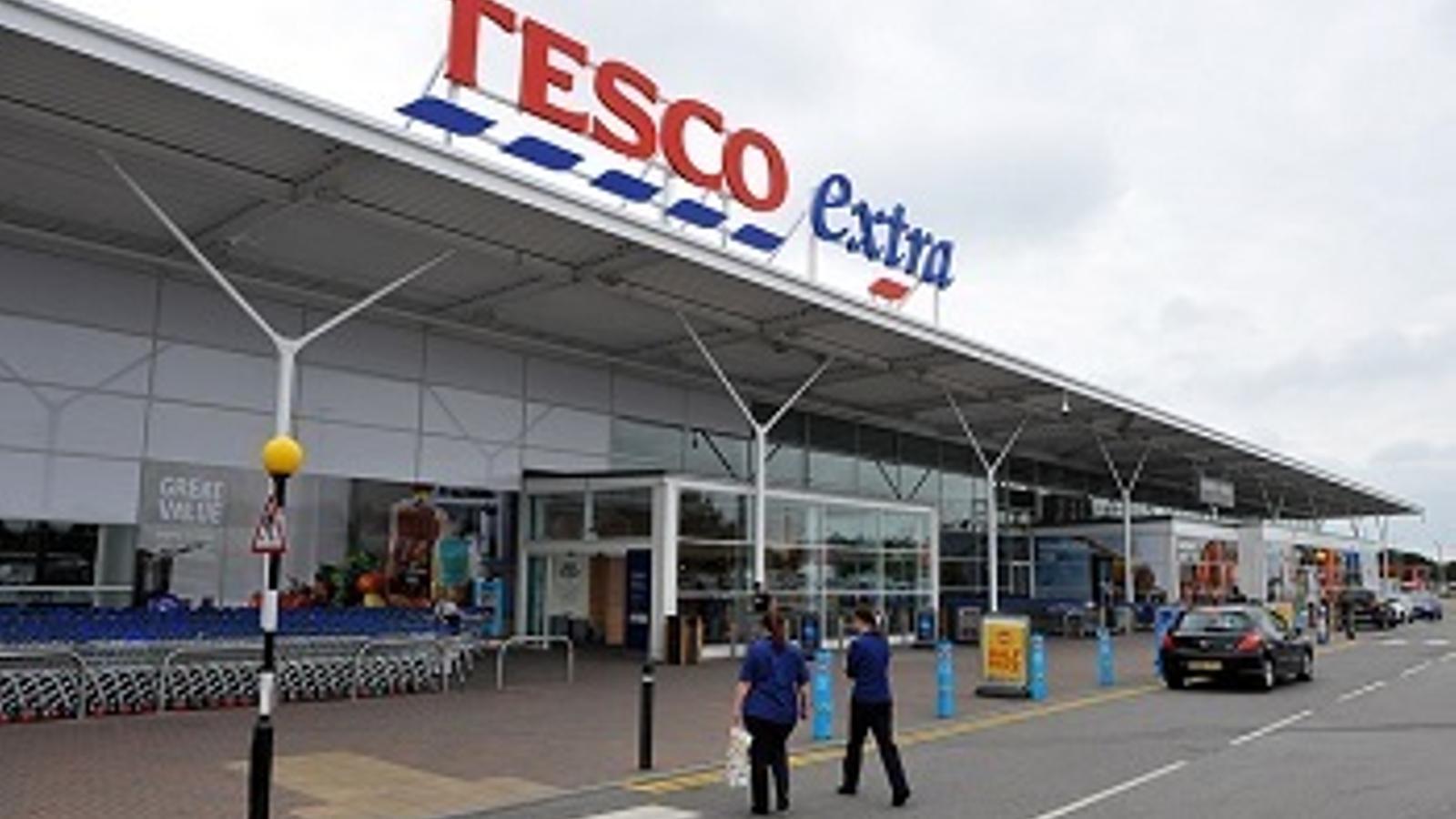 Las ventas de Tesco aumentan por primera vez en cuatro años - 